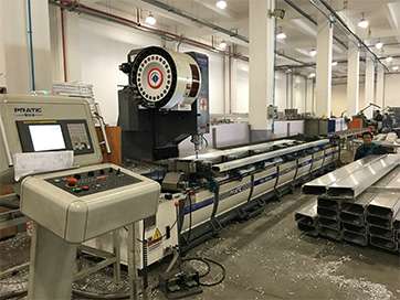 342154876254533.jpg 篷房型材專用大型數控加工中心2.jpg